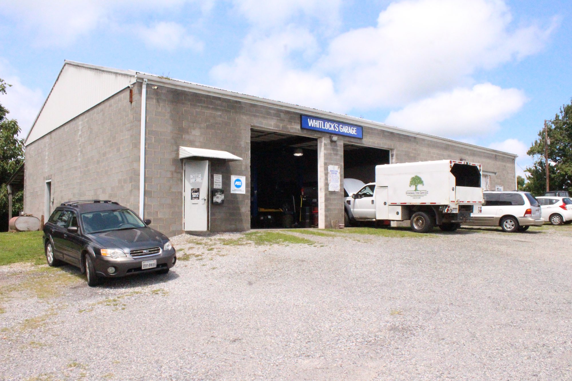 Whitlock’s Garage shop on Huckleberry Ridge in Floyd, Virginia